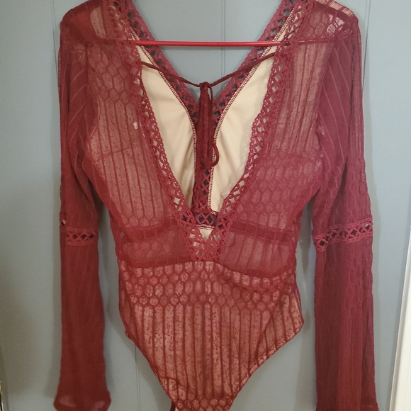 COPY - Lace bodysuit - Picture 4 of 5